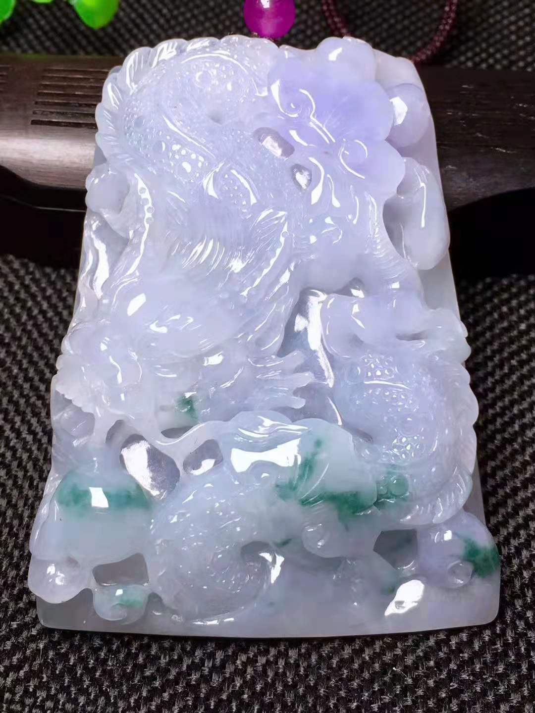 龙牌，老种飘花，尺寸：10.5/50.6/14mm，96.1g|ms