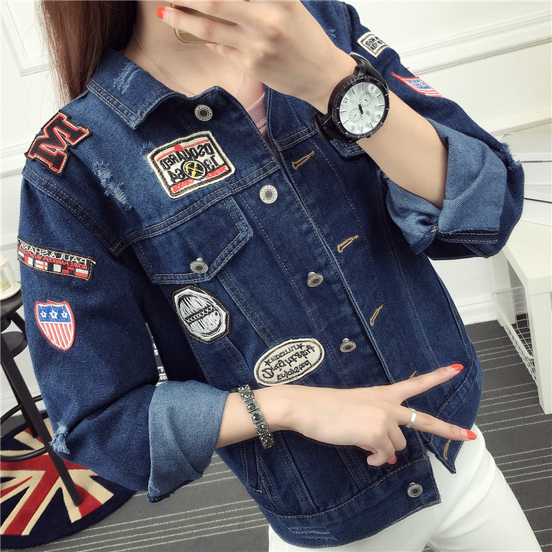 ins Explosive money Chaopai cowboy jacket 2020 Spring and autumn season new pattern Korean Edition fashion hole have cash less than that is registered in the accounts Chaqueta