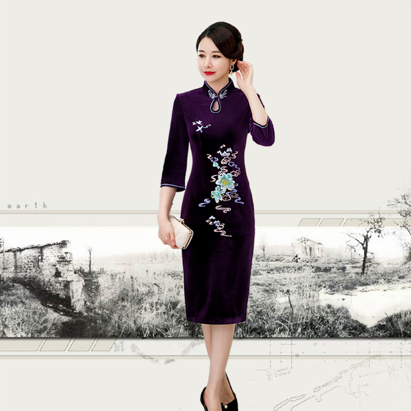 網紅複古繡花祺袍改良版金絲絨旗袍式連衣裙長款民國演出走秀女裝