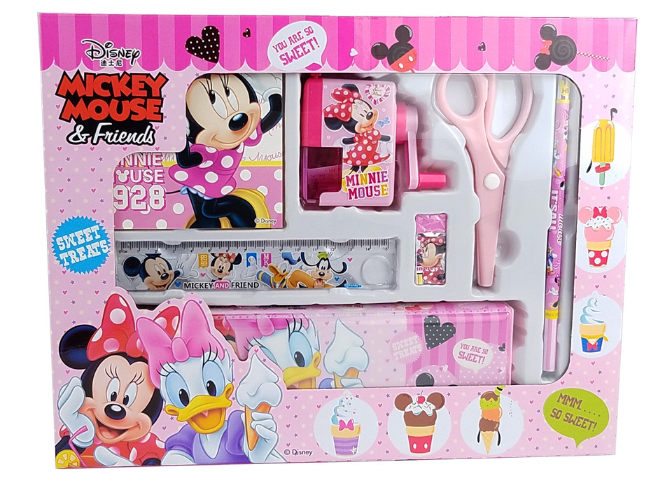 8933466136_692045338