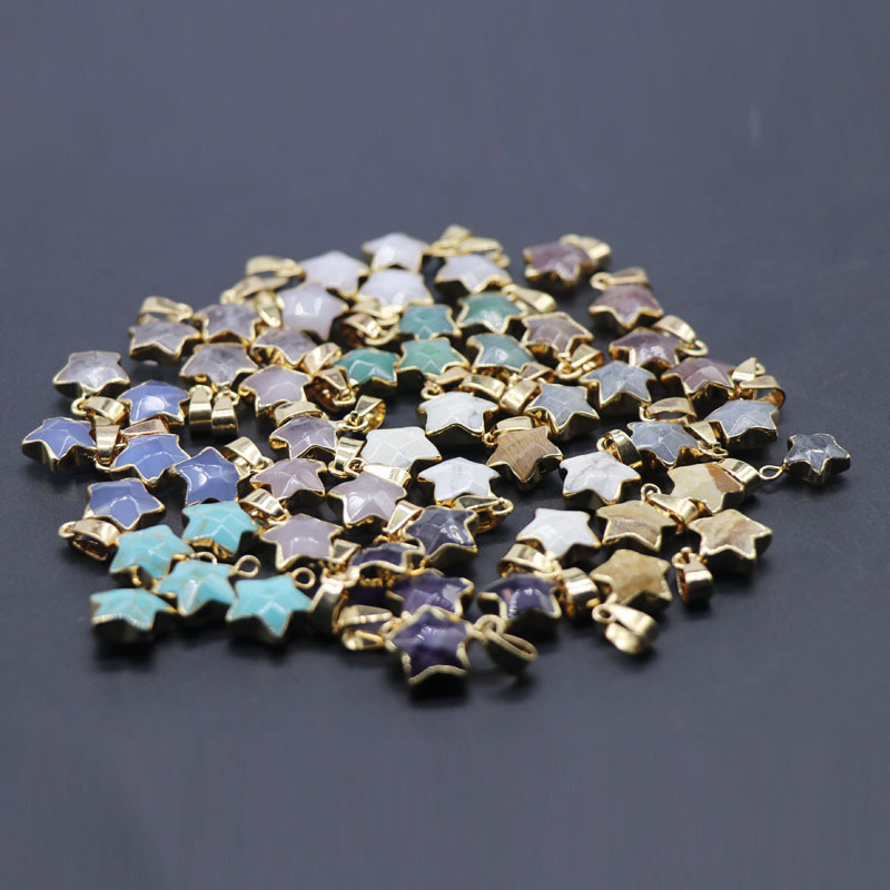 Simple Semi-precious Stone Gilt Five-pointed Star Pendant Necklace display picture 8