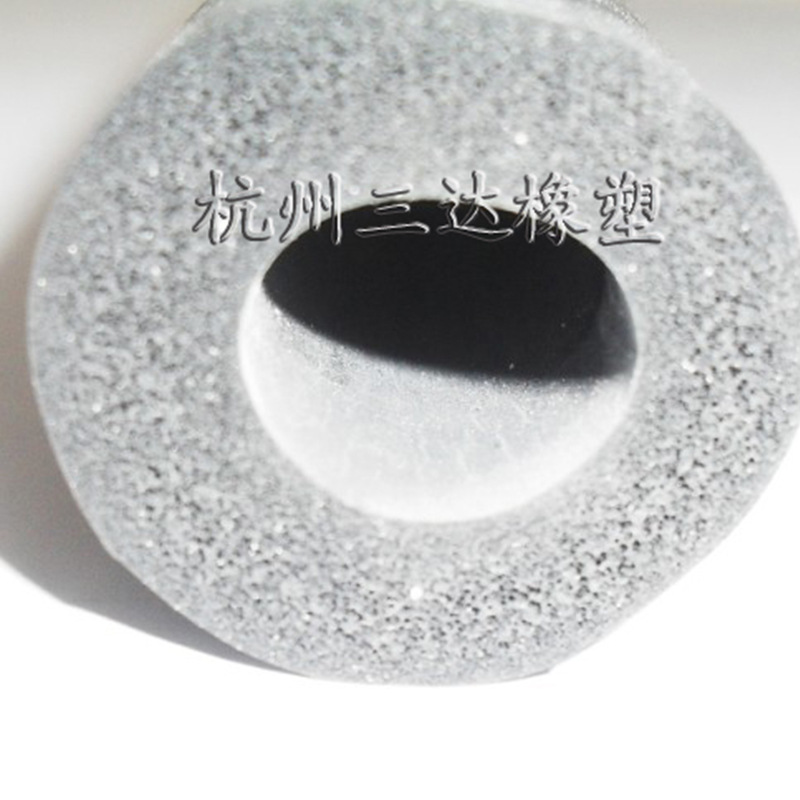 厂家直批  耐油橡胶条，耐油密封条，耐油丁腈胶条防尘硅橡胶耐磨