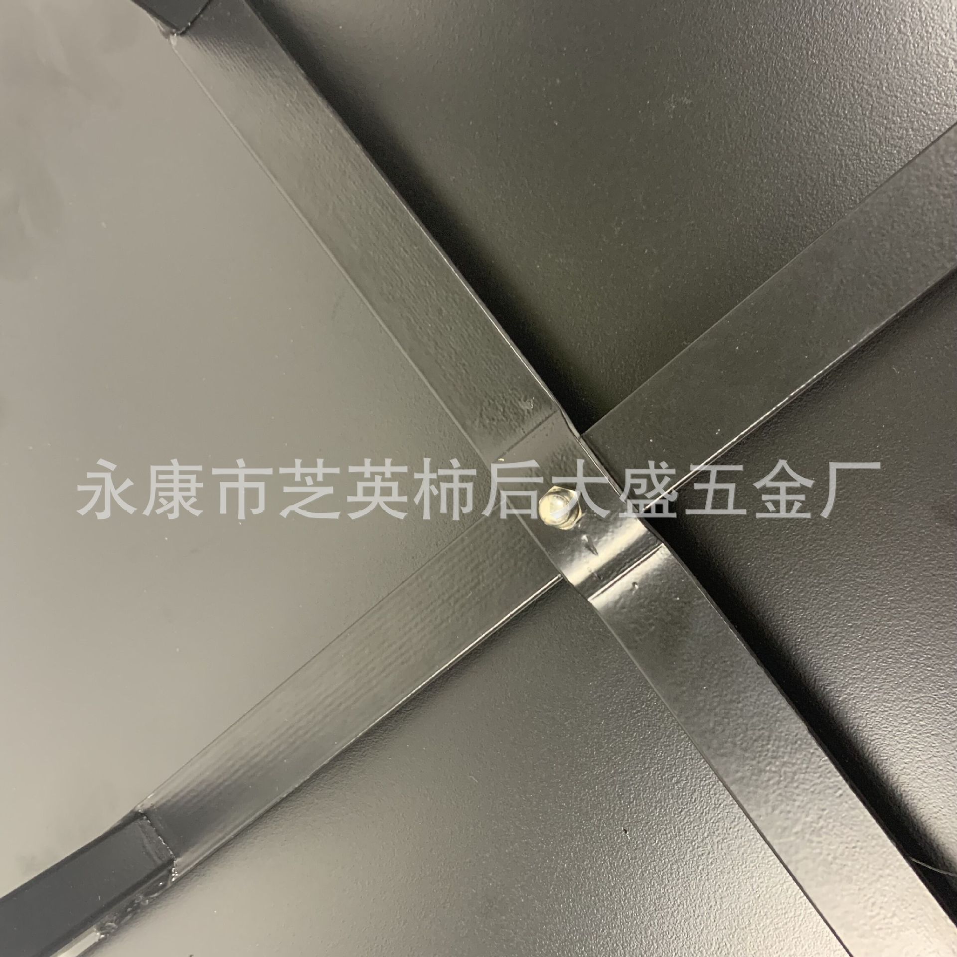 Fabricantes de suministro barra moderna minimalista mesa de hierro restaurante Mesa Redonda mesa de comedor al aire libre mesa de café Mesa Grande pequeño tamaño