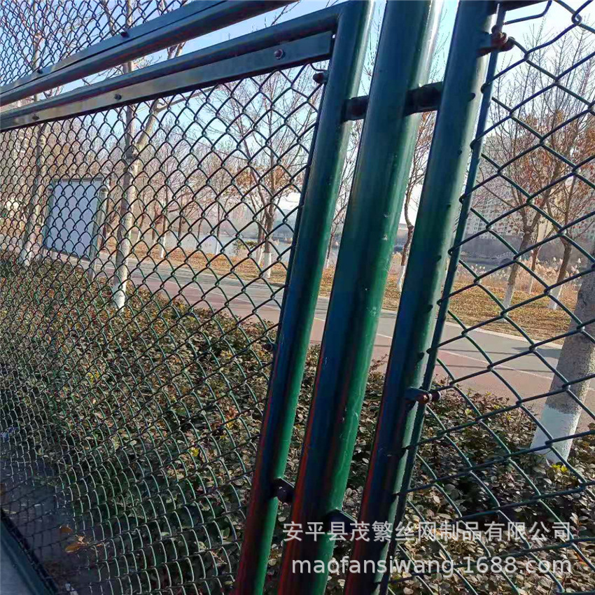 厂家直供 菱形编织勾花 球场围栏网 体育场围网勾花网球场围栏