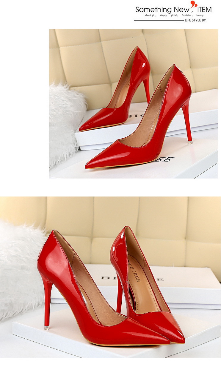 Women's Elegant Solid Color Point Toe Pumps display picture 12