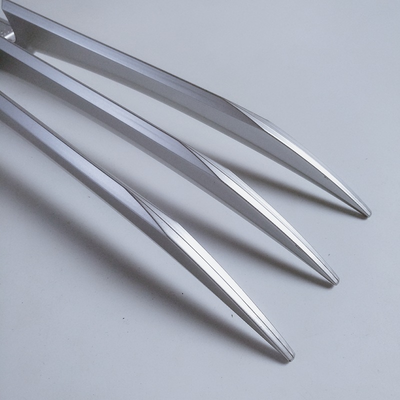 Wolverine Paw Image 8