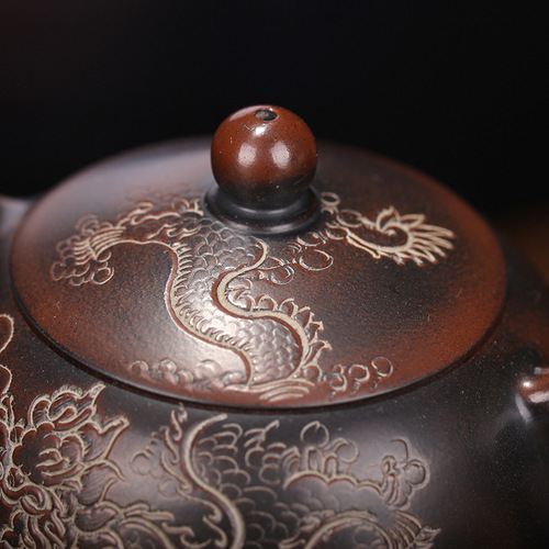 Yixing purple clay pot source manufacturer wholesale and delivery raw ore Qinzhou mud dragon pattern Xishi pot handmade by famous artists