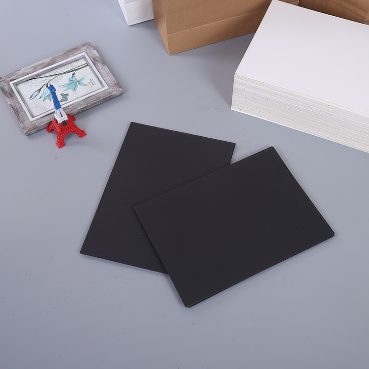 厂家直营现货黑色牛皮纸 全木浆牛皮纸 再生牛皮纸A4/A3牛卡纸