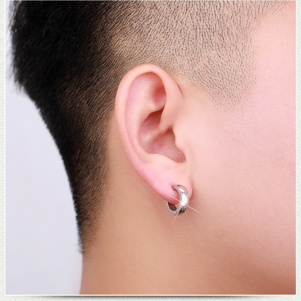 1 Piece Simple Style U Shape Plating Titanium Steel Earrings display picture 3