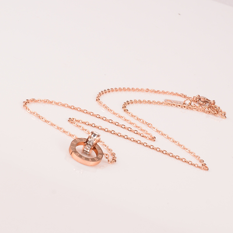 304 Stainless Steel Titanium Steel 18K Gold Plated Rose Gold Plated Exaggerated Inlaid Shell Inlaid Gold Crown Artificial Diamond Necklace display picture 11