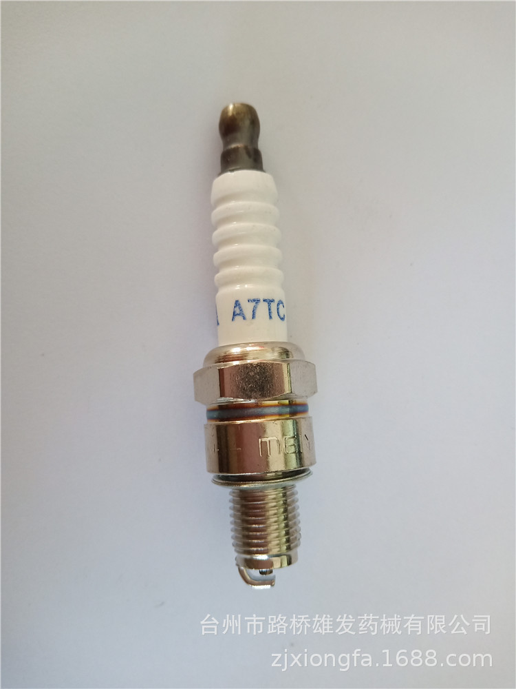 卡西发背负式动力喷雾机四冲程汽油机专用配件火花塞KXF-3906