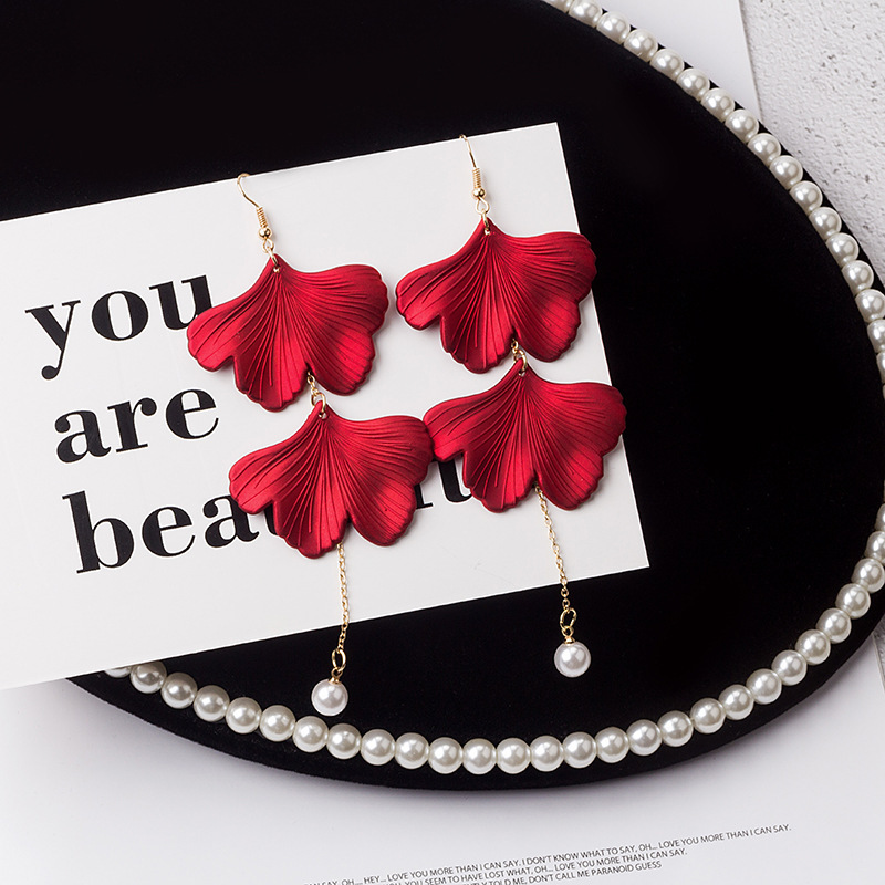 Korea Sexy Red Rose Petal Tassel Rhinestone Metal Earrings display picture 1