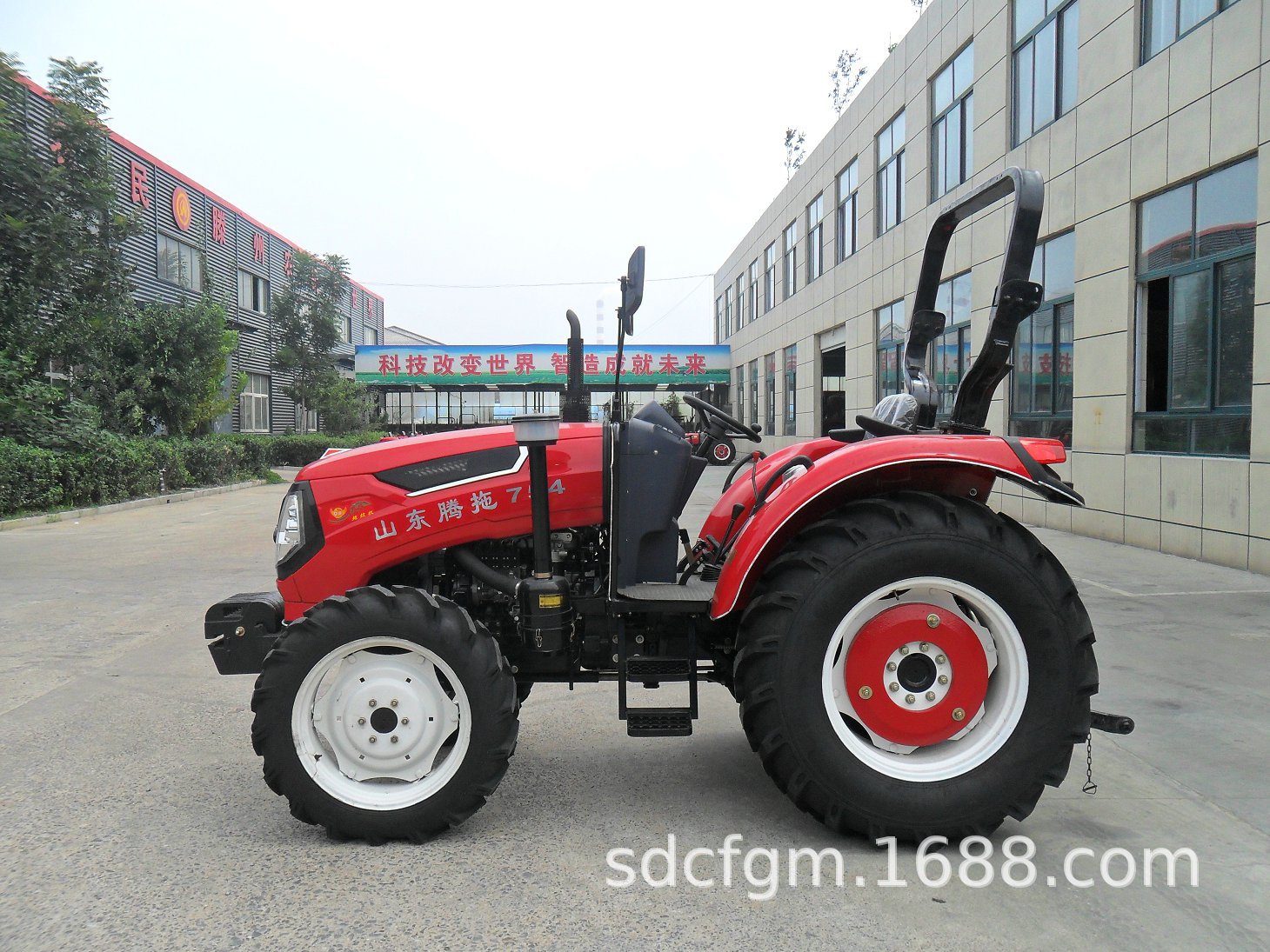 家用四轮拖拉机旋耕机低矮型四轮拖拉机低油耗质量可靠马力大