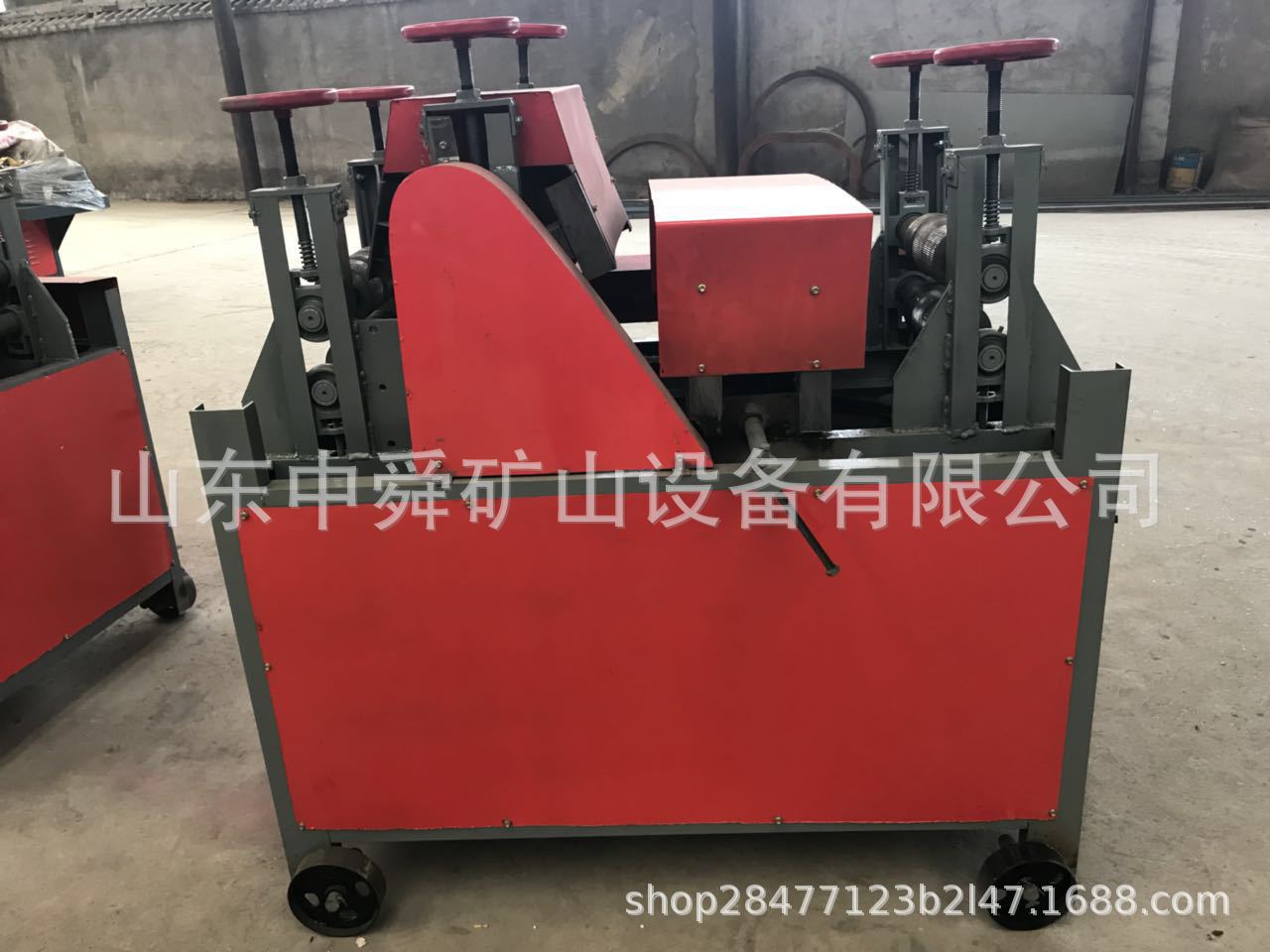 供应全自动多功能除锈机（四面）废旧螺纹钢筋除锈机 方管除锈机