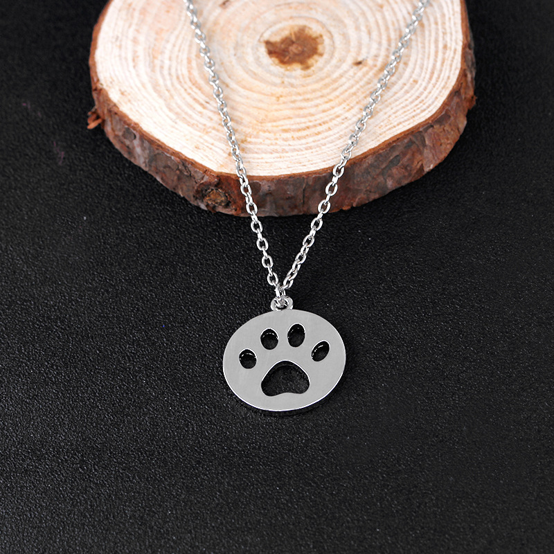 Collier D&#39;explosion Chaîne De Clavicule Collier D&#39;impression Vente Chaude Creux Chien Griffe Pendentif Collier En Gros Nihaojewelry display picture 5