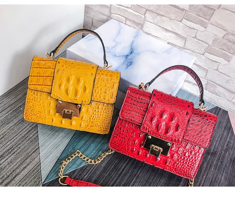 Crocodile Texture Handbag