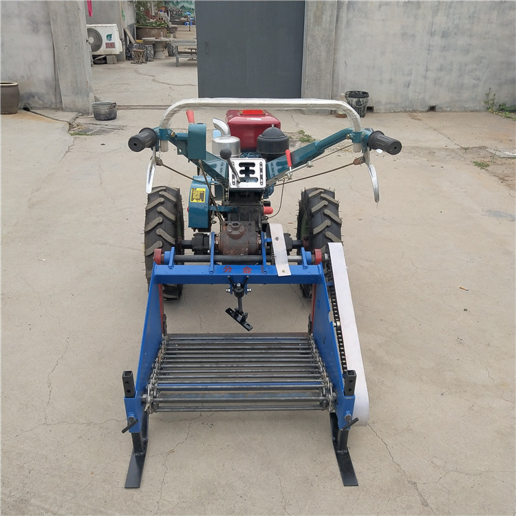 地瓜新款收获机 多少钱一台