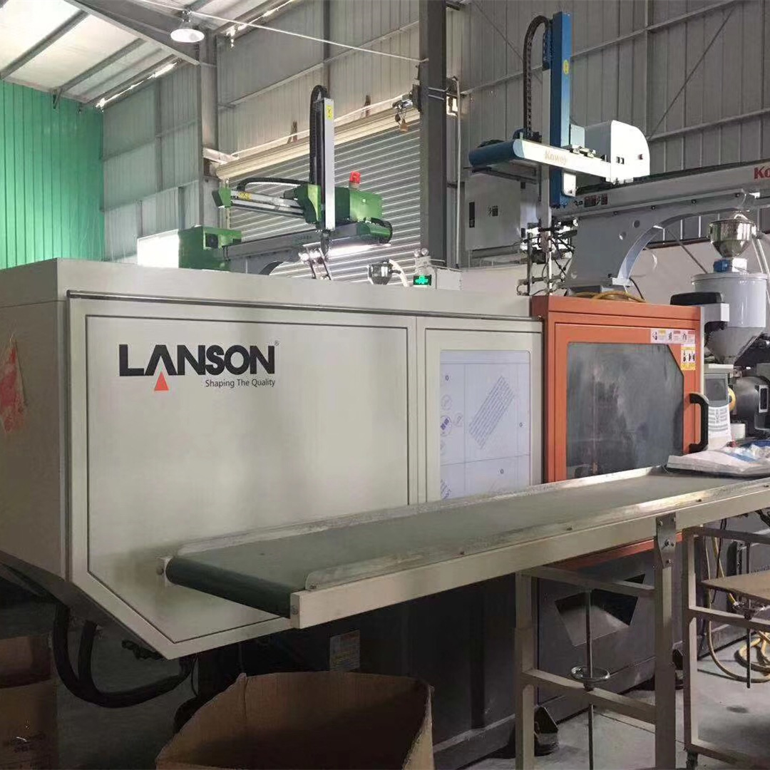 Used Injection Molding Machine Horizontal injection molding machine Vertical injection molding machine One year warranty