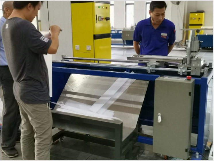 燿安厂家直销高效率PP中空格子板挤出生产线PE蜂巢板押出设备