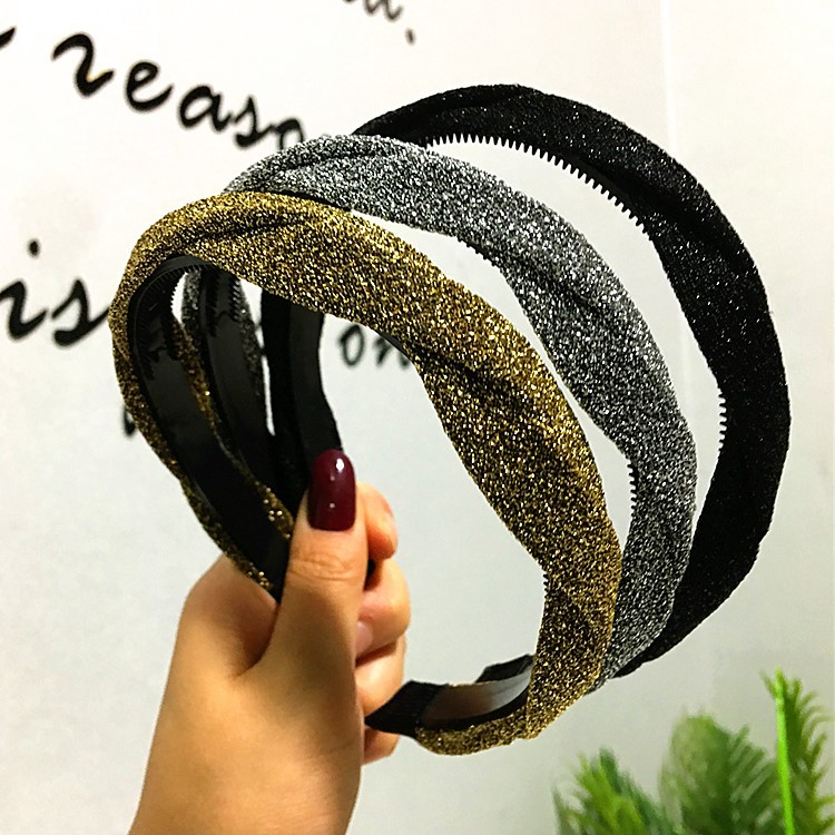 Korean Version Of Simple Flash Cloth Braid Headband Korean Fashion Light Board Hair Accessories Hairpin Hairpin display picture 6