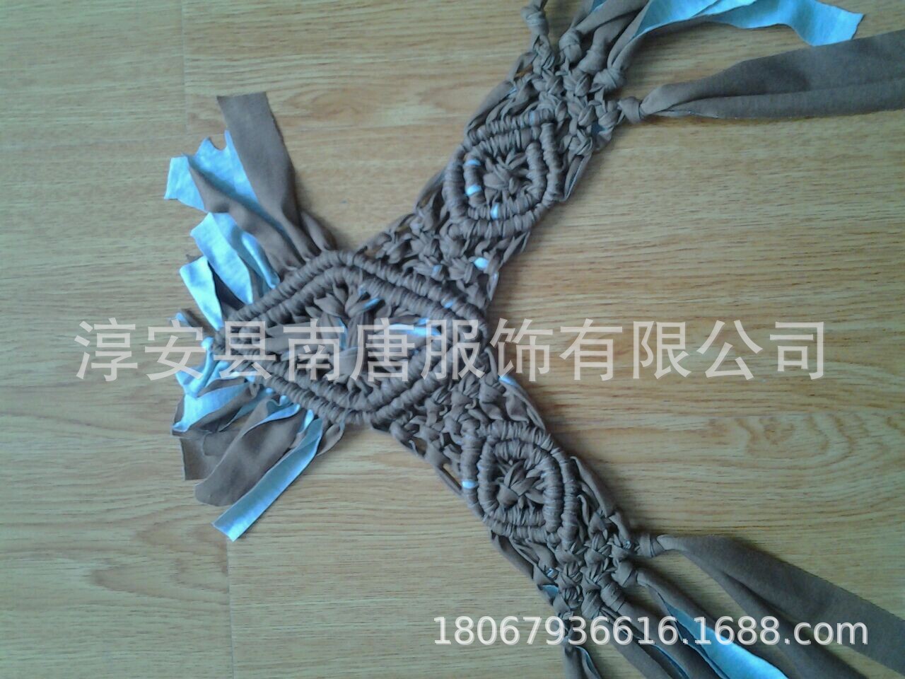 专业生产加工各种手工编织服装配饰针织编织衣服衣领