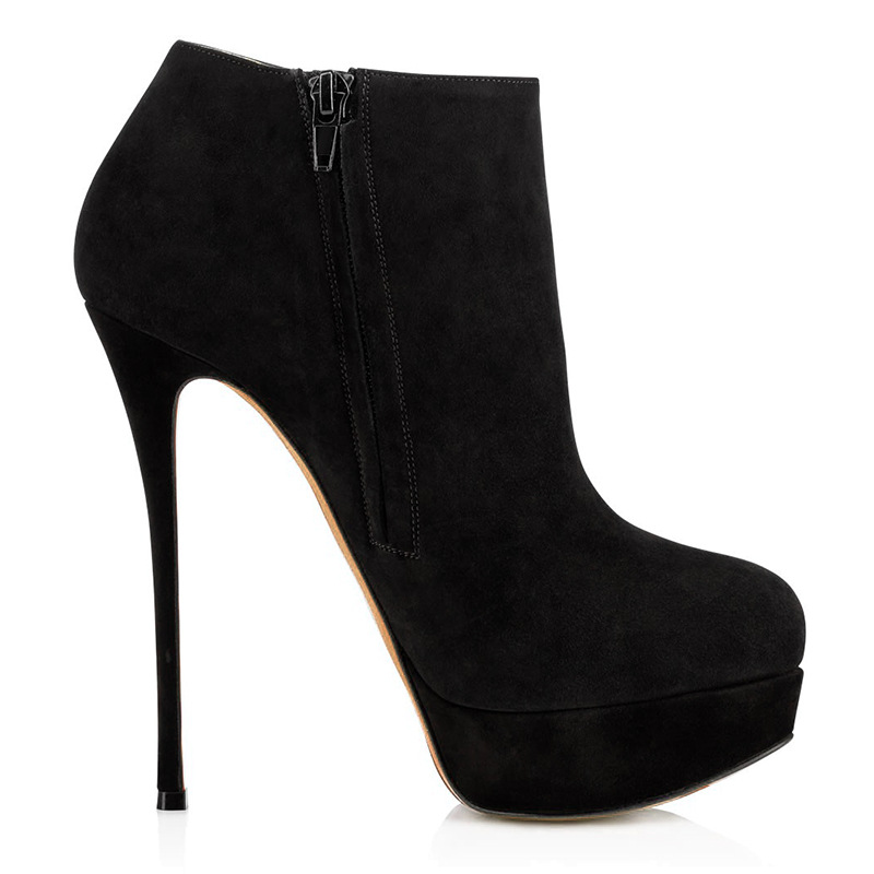 platform black boots (4).jpeg