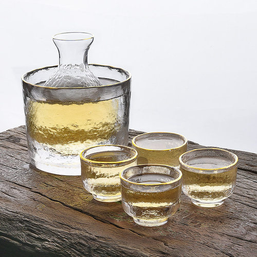 Direct supply from the manufacturer, sincerely recruiting agents for creative Japanese-style rice wine cups with hanging patterns, white wine cups, rice wine cups