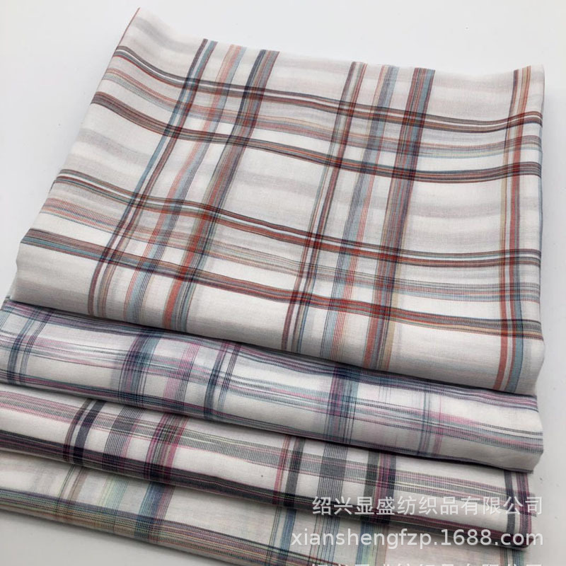 亲肤透气色织格子布 人棉衬衫连衣裙面料  高档睡衣面料 现货供应