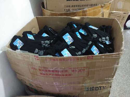 Korean version of autumn and winter touch screen gloves for men and women, touch screen gloves, woolen warm mobile game magic gloves wholesale