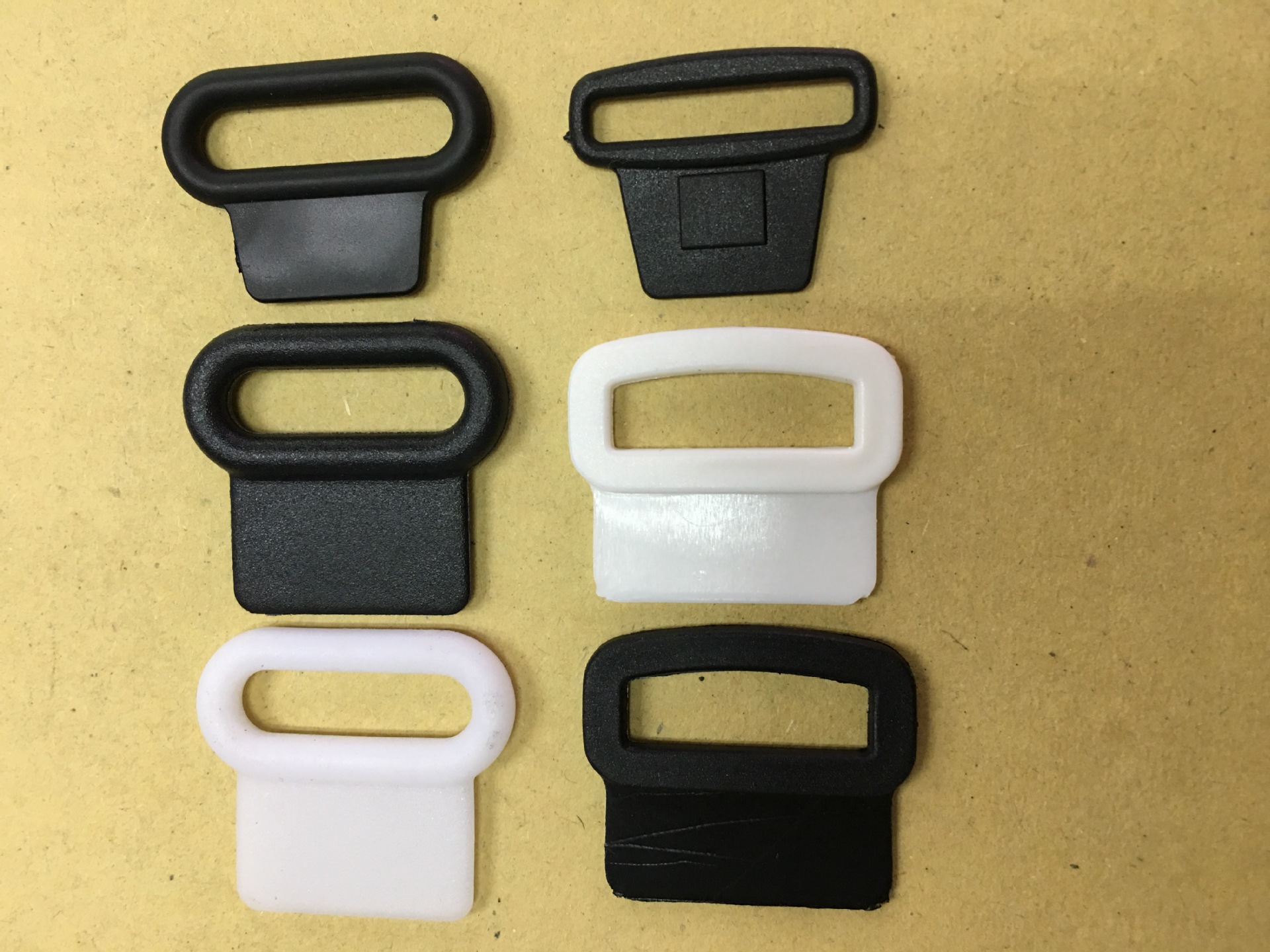 供应车缝口字扣,可车线胶口字扣.胶口字扣.车缝胶片