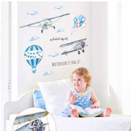 水彩手绘飞机气球儿童房卧室玄关幼儿园布置背景装饰墙贴HM71008