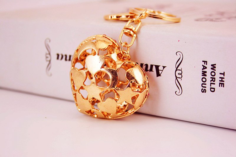 44g Weight Travel Occasion Alloy, Metal Material Heart Pattern Women'S Gender White, Pink, Blue, Peach Color Korean Creative Diamond-studded Crystal Hollow Keychain 8