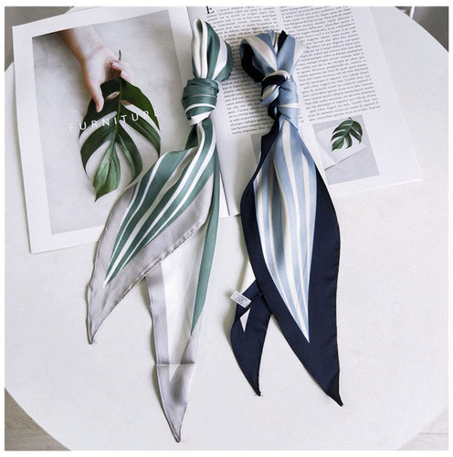 Color-blocked diamond-shaped small silk scarf for women in spring, autumn and summer fashion versatile professional scarf Korean style scarf headscarf bag accessories