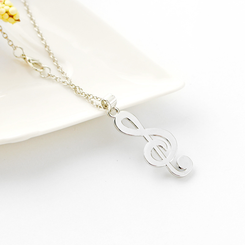 New Fashion Hollow Musical Note Pendant Necklace Music Symbol Diamond Pendant Necklace Wholesale display picture 5