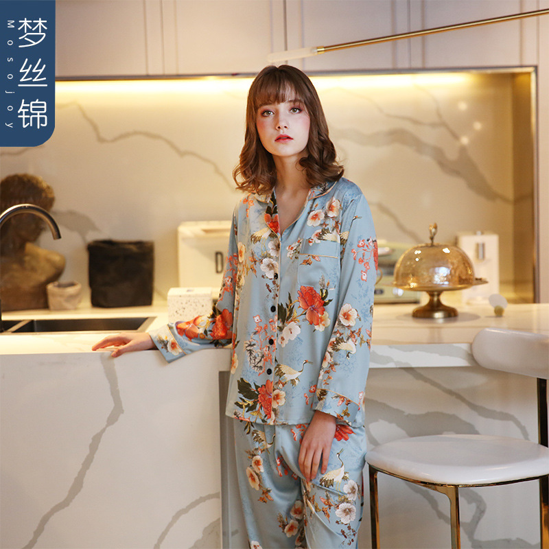 Factory direct spring and autumn pajamas new women's imitation silk long sleeve pants suit home clothes