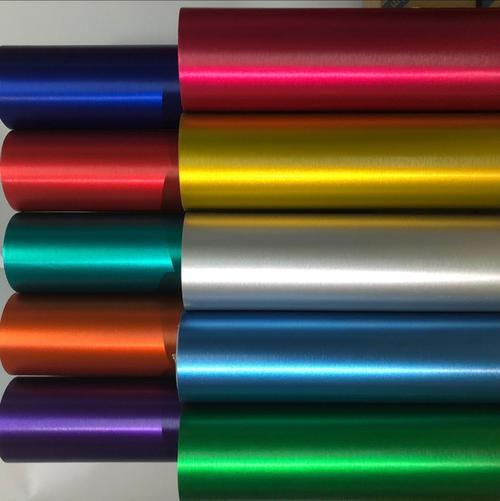 Vacuum coating machine laser film cutting flash drill flash point alligator skin pattern drawing litchi color change mobile phone back sticker full bag