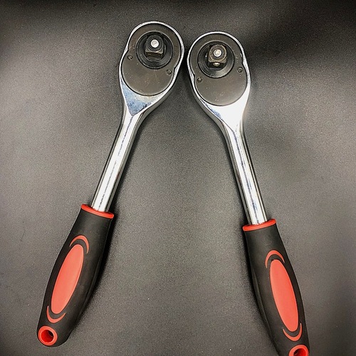 Factory wholesale one piece dropshipping two-point ratchet quick wrench two-way large quick wrench socket quick wrench