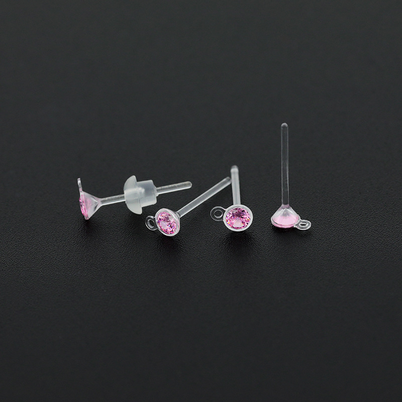 Transparent earrings with zircon