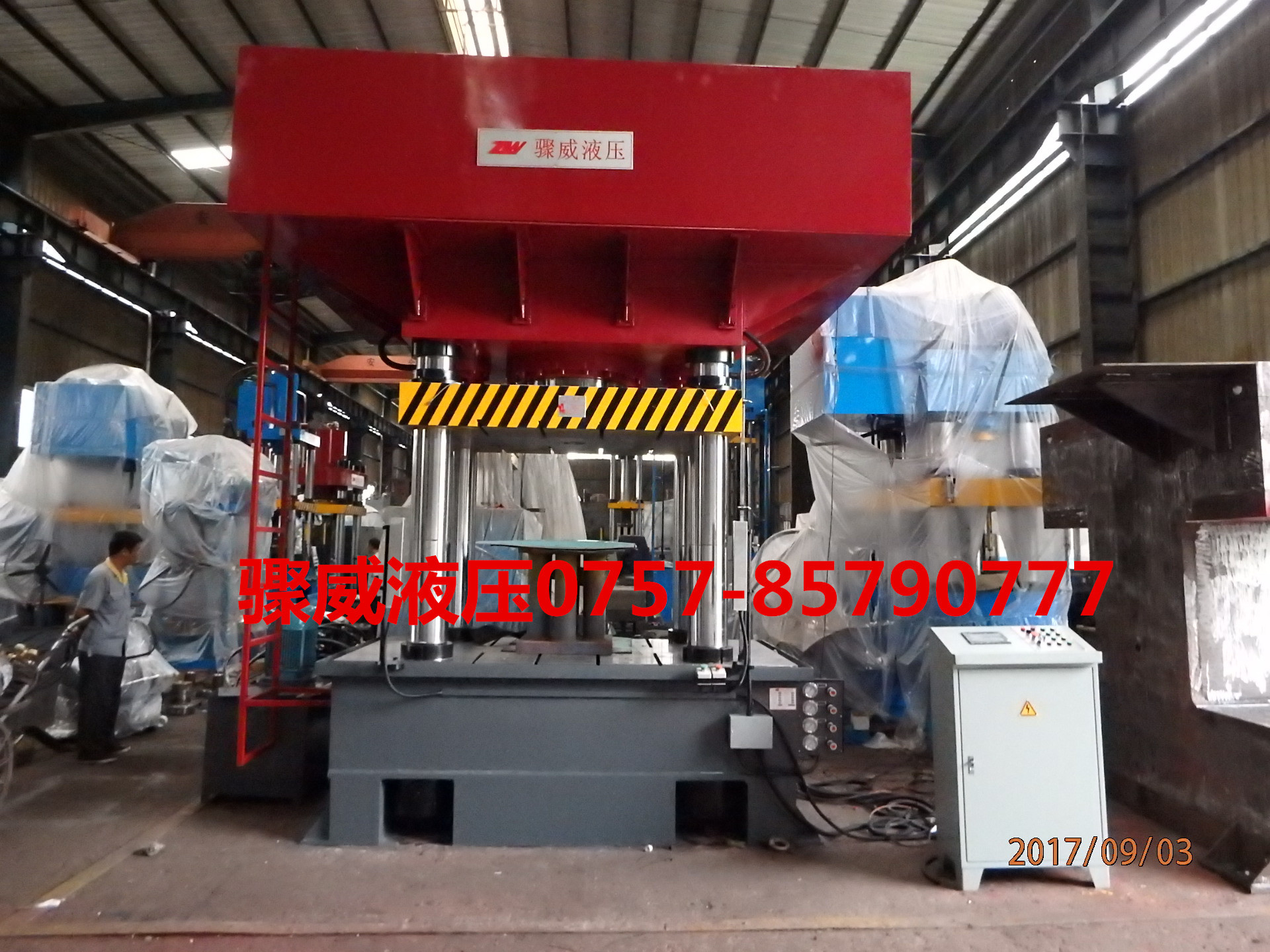 ZY07水胀机可配模具汽车排气管成型机异型管胀型机