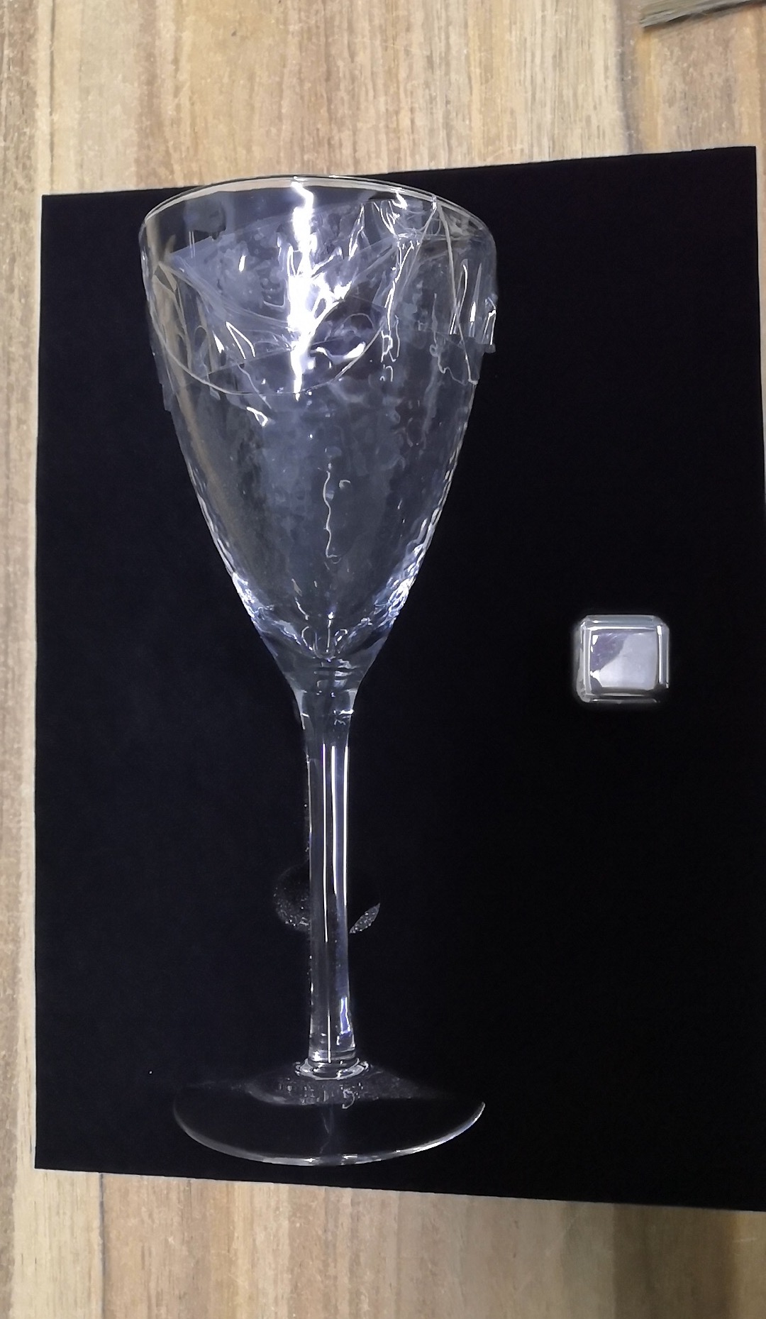 厂家直销黑色珍珠棉蜂蜜泡菜酒瓶电商快递防震包装泡沫