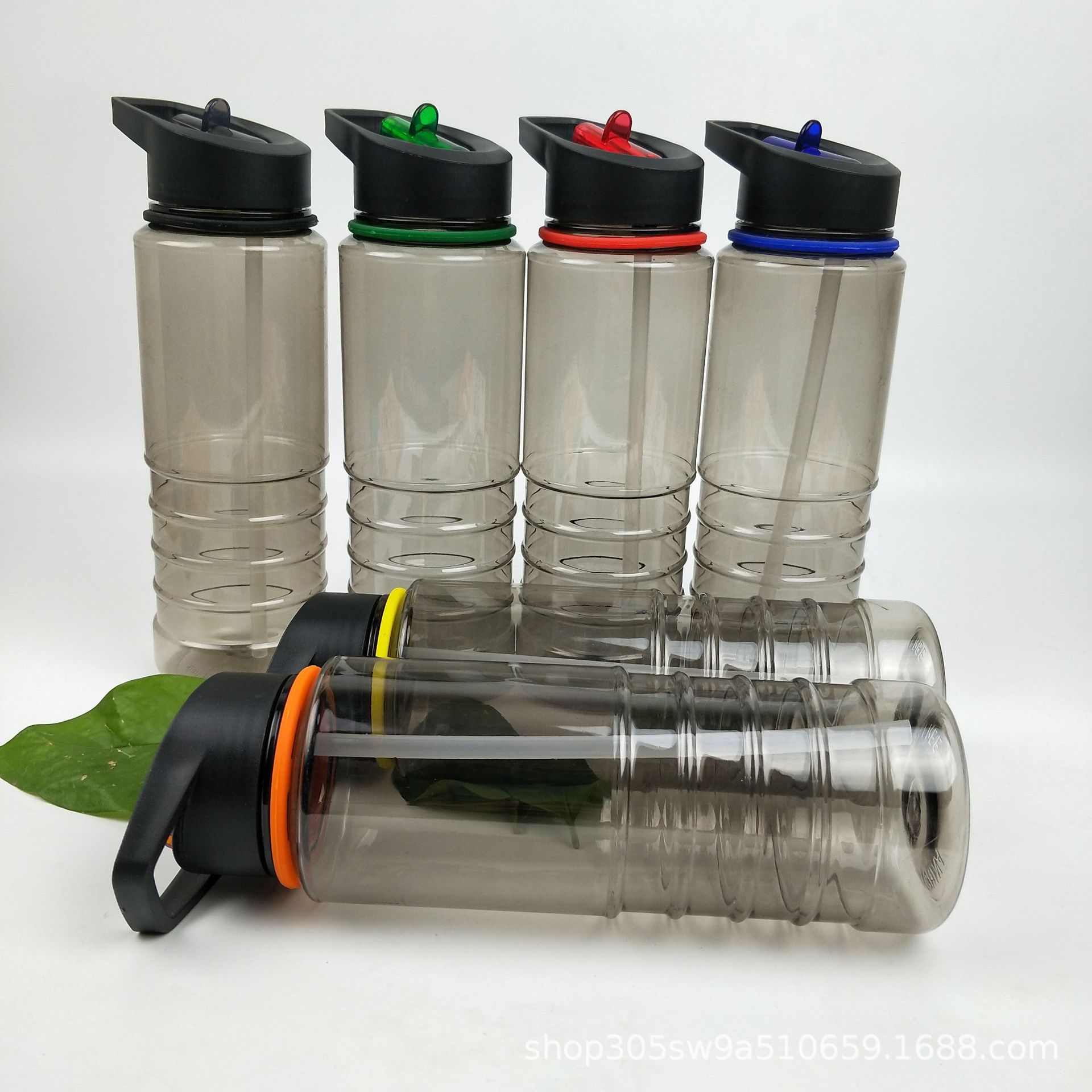 简约便携塑料吸管杯 户外运动水瓶 广告杯礼品杯太空杯现货批发