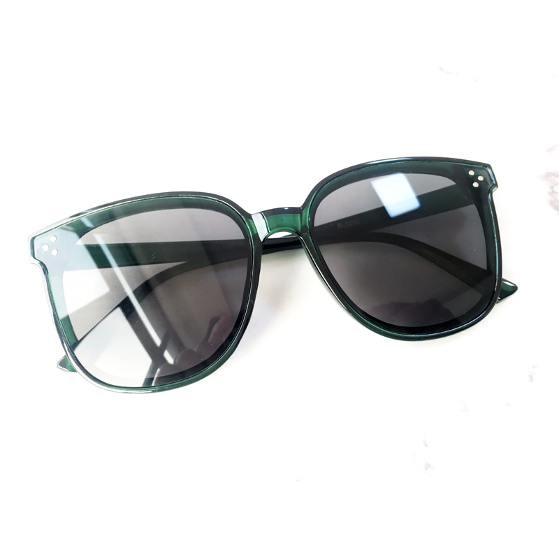 Moda V marca gafas de sol WeChat gafas de sol retro Harajuku caja cuadrada de satén gafas de sol 5203