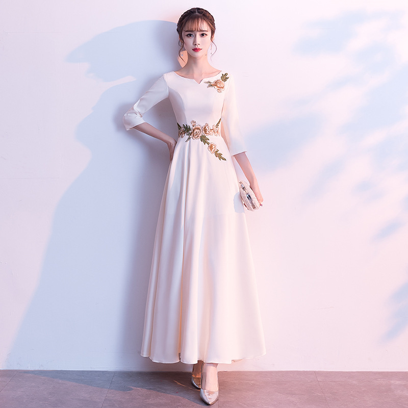 Mid-Length Bridesmaid Dress 2026 New Banquet Host Dinner Dress Women's Graduation Party Evening Dress