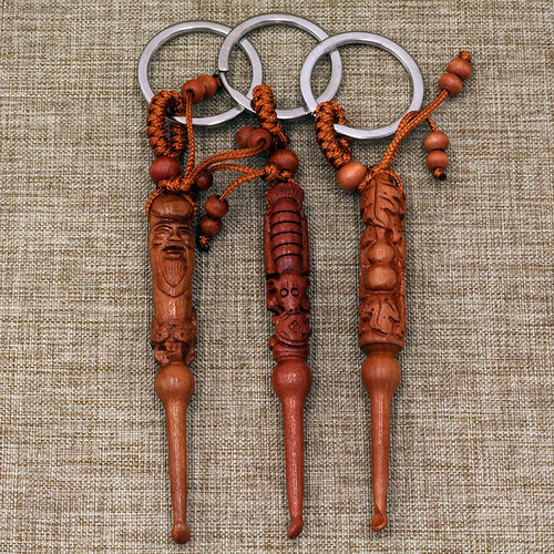 Peach wood ear scoop keychain, ear scoop tool about 8-9cm long, peach wood key chain, ear scoop jewelry wholesale