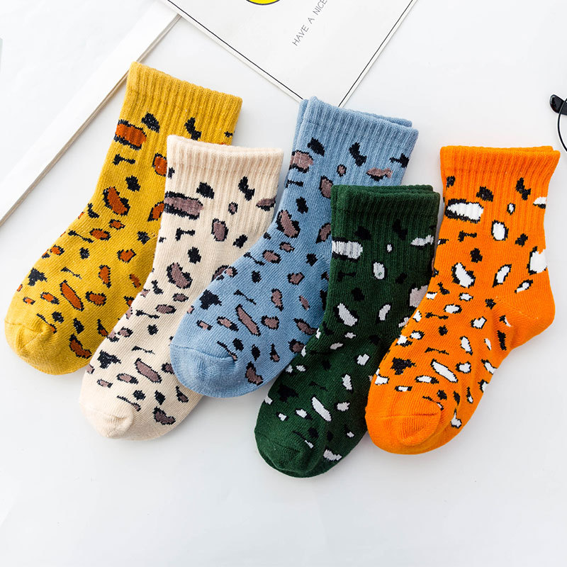 19 Spring new pattern Children's socks 1-12 men and women student pure cotton Leopard Medium hose Baby Socks wholesale