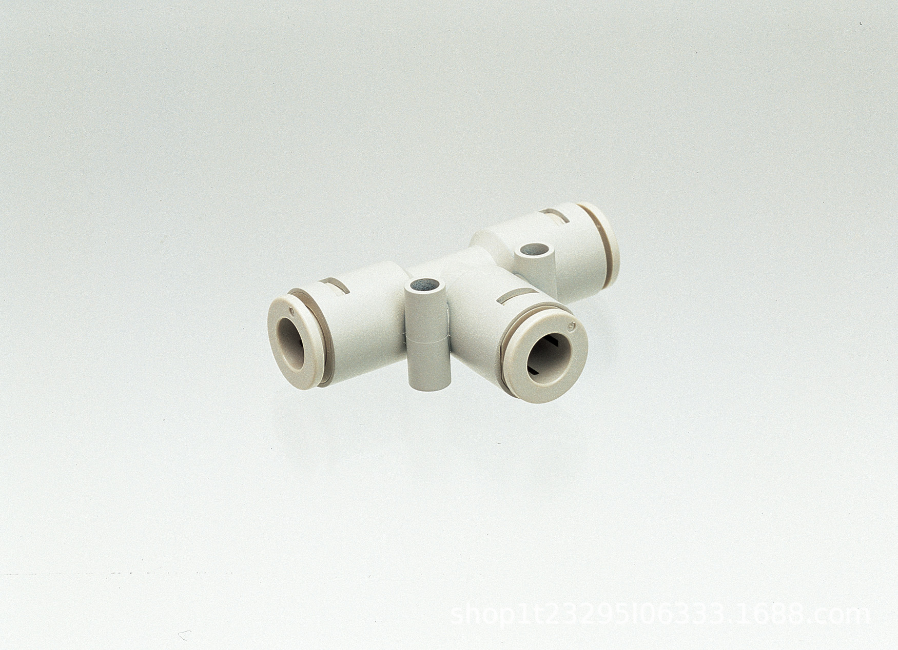 PISCO化学型三通接头APE8 APE4 APE10 APIG6-4 APIG12-10