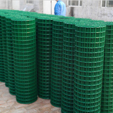厂价供应防护围栏网养殖园林包塑钢丝浸塑荷兰网1