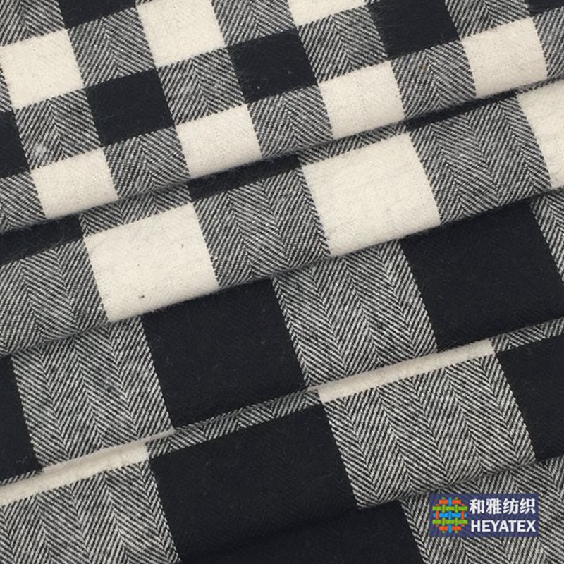 涤棉磨毛人字纹朝阳格 黑本白格衬衫服装家居抱枕面料现货