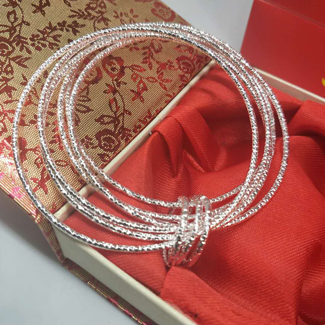Sixth Ring Full Sky Bracelets Fashion Bracelet Ring Ring is full of…