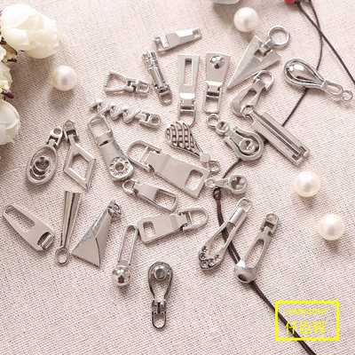 電白拉鏈頭片高端精品合金頭片現貨定制樹脂尼龍金屬膠牙拉鏈拉手